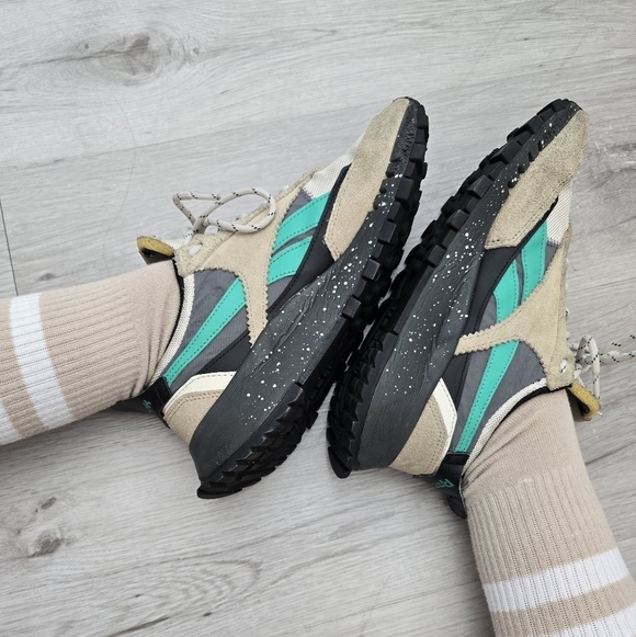 Reebok | Classic Leather Legacy 'Splatter Paint' utility beige sneakers WMS 7.5 - Picture 10 of 13